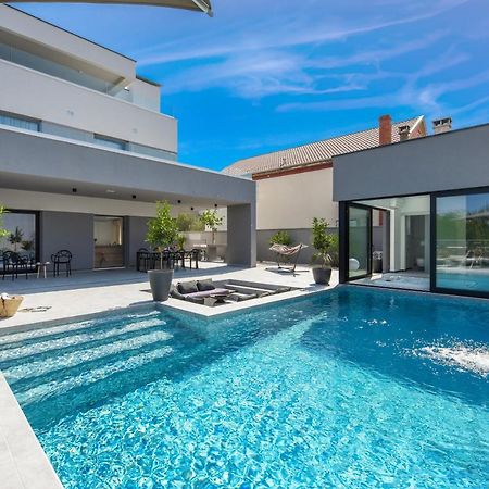 Villa Omnia Задар Екстериор снимка
