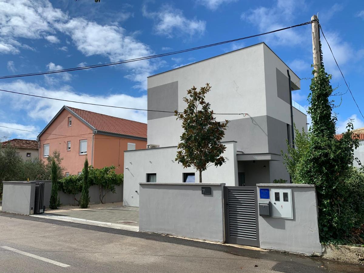 Villa Omnia Задар Екстериор снимка