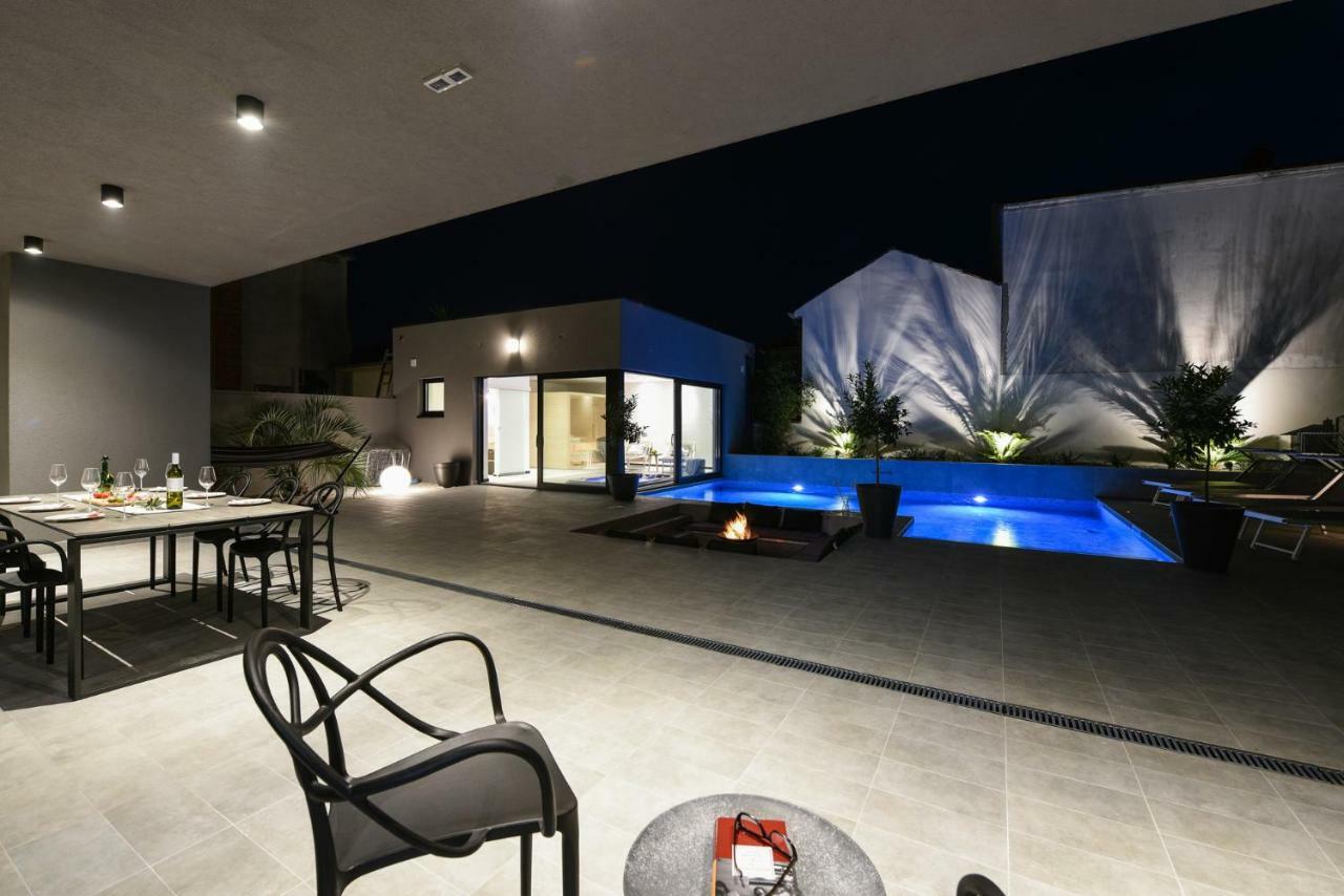 Villa Omnia Задар Екстериор снимка